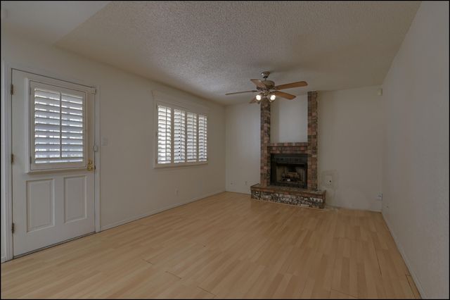 1025 Jan Ellyn Lane, El Paso, TX 79912