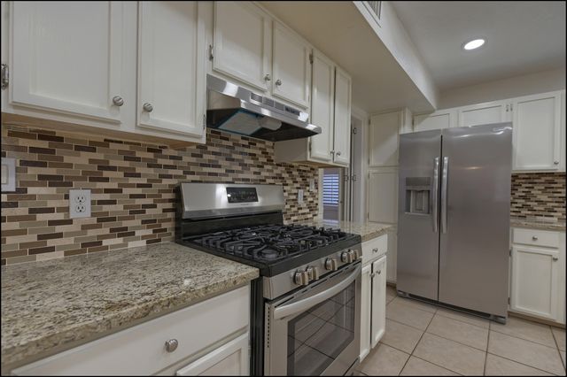 1025 Jan Ellyn Lane, El Paso, TX 79912