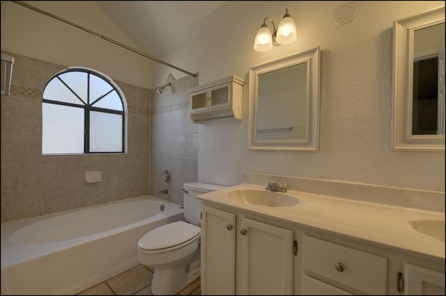 1025 Jan Ellyn Lane, El Paso, TX 79912
