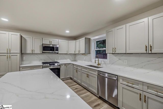 303 Watson Road, Taylors, SC 29687