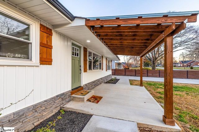 303 Watson Road, Taylors, SC 29687