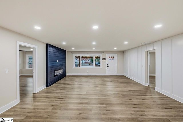 303 Watson Road, Taylors, SC 29687