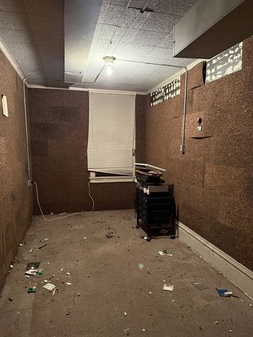 7006 S East End Avenue, Chicago, IL 60649