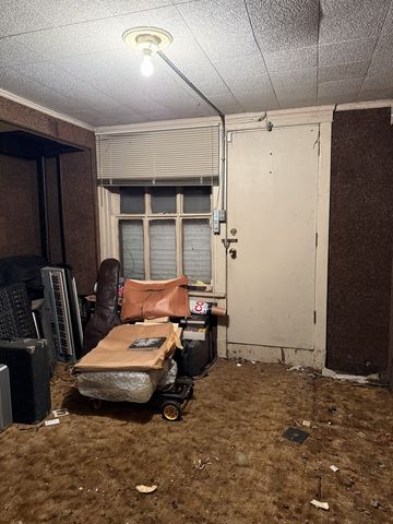 7006 S East End Avenue, Chicago, IL 60649