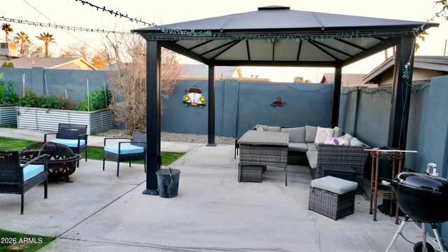 1207 E ALICE Avenue, Phoenix, AZ 85020