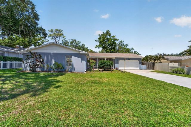 1894 OAKDALE LANE N, Clearwater, FL 33764