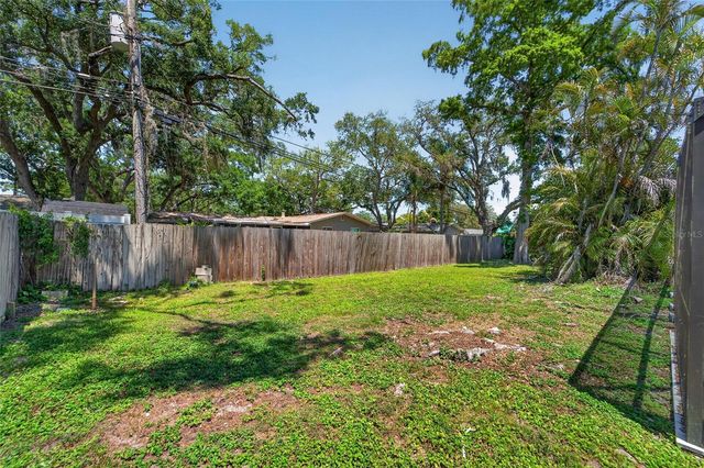 1894 OAKDALE LANE N, Clearwater, FL 33764