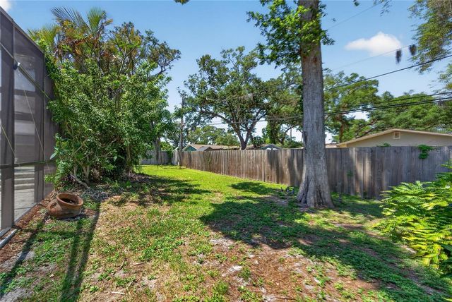 1894 OAKDALE LANE N, Clearwater, FL 33764