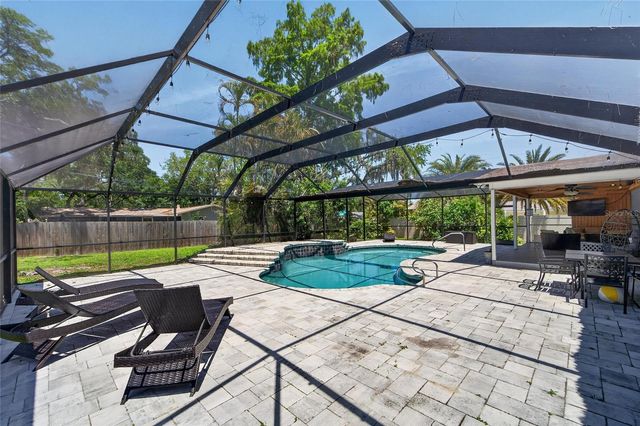 1894 OAKDALE LANE N, Clearwater, FL 33764