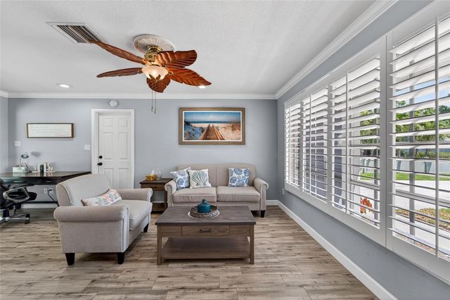 1894 OAKDALE LANE N, Clearwater, FL 33764