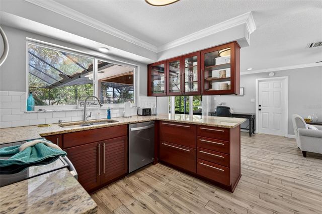 1894 OAKDALE LANE N, Clearwater, FL 33764