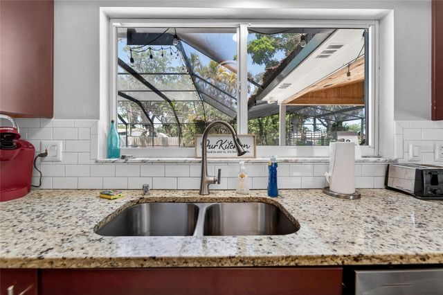 1894 OAKDALE LANE N, Clearwater, FL 33764