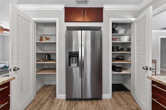 1894 OAKDALE LANE N, Clearwater, FL 33764