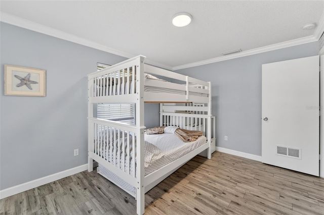 1894 OAKDALE LANE N, Clearwater, FL 33764