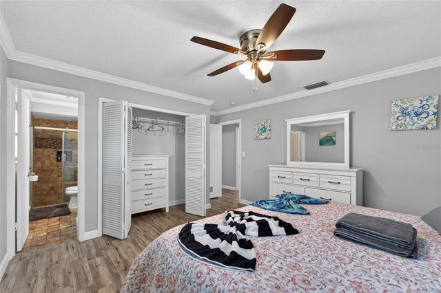 1894 OAKDALE LANE N, Clearwater, FL 33764