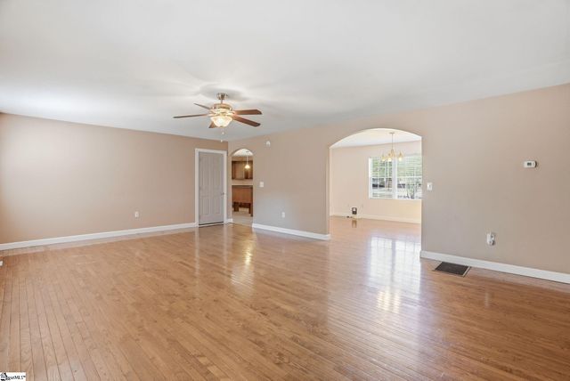 300 Bethel Drive, Mauldin, SC 29662