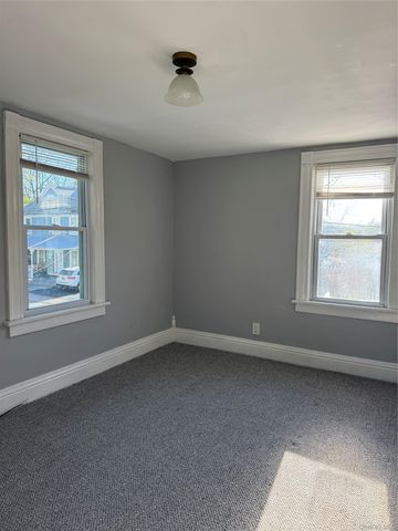 20 Van Buren Street, Warwick, NY 10990