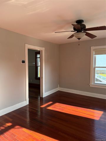 20 Van Buren Street, Warwick, NY 10990