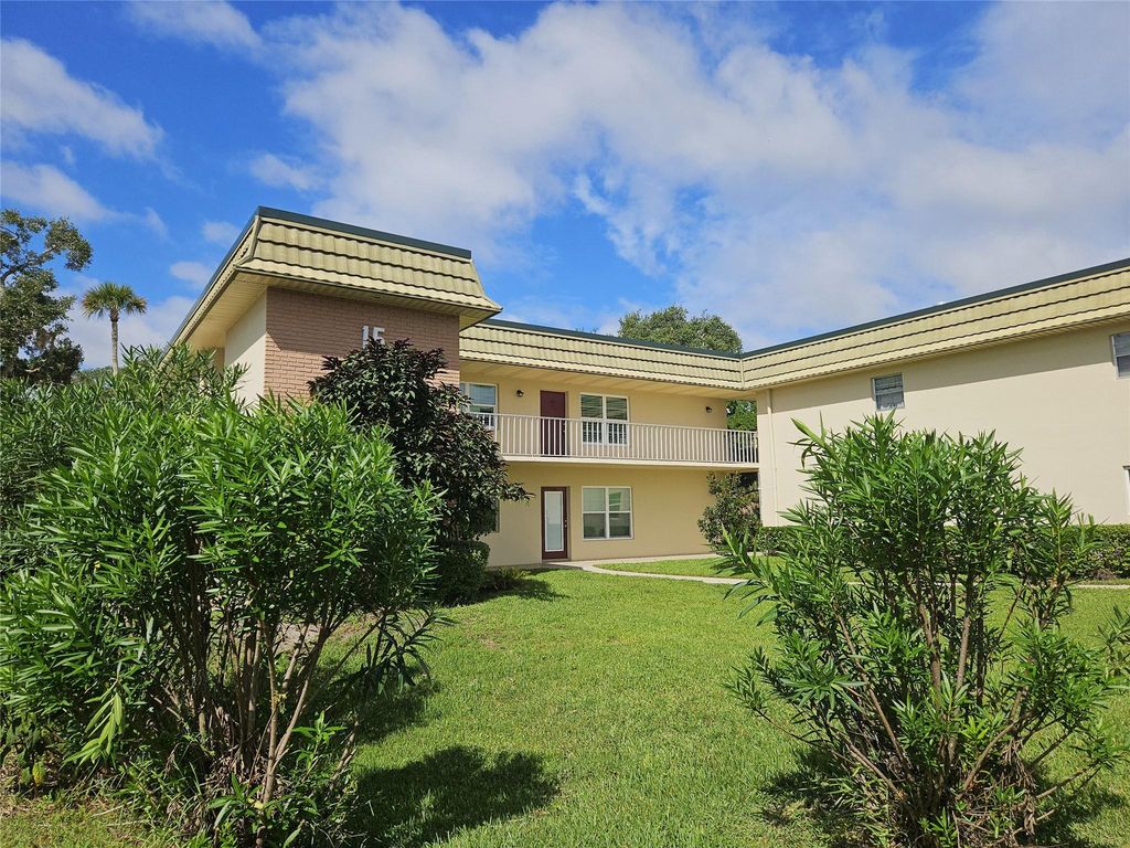 15 Vista Gardens Trl 206, Vero Beach, FL 32962