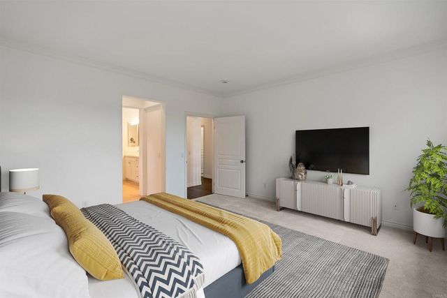 2705 Plumeria Drive, Carlsbad, CA 92009