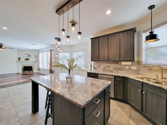 21911 Pale Meadow Court, Katy, TX 77450