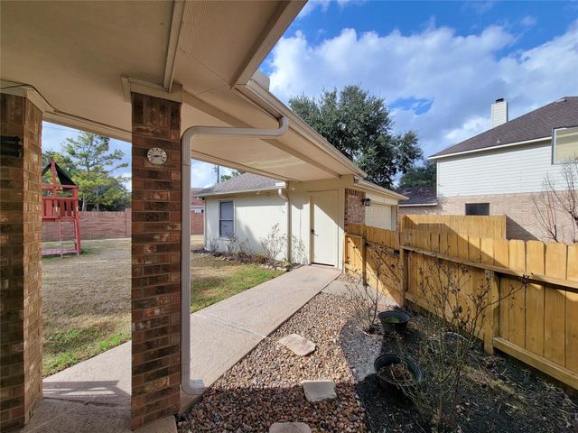 21911 Pale Meadow Court, Katy, TX 77450