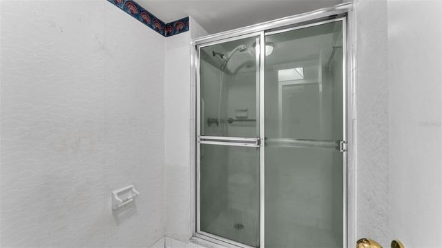 1130 N LAKE PARKER AVENUE A109, Lakeland, FL 33805