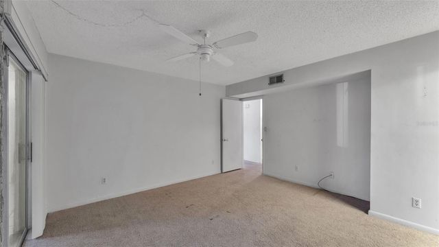 1130 N LAKE PARKER AVENUE A109, Lakeland, FL 33805