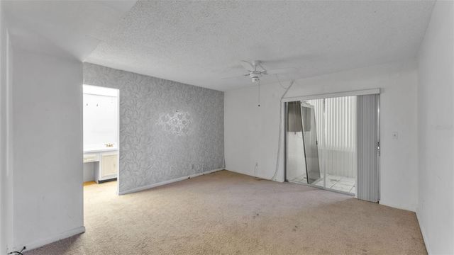 1130 N LAKE PARKER AVENUE A109, Lakeland, FL 33805