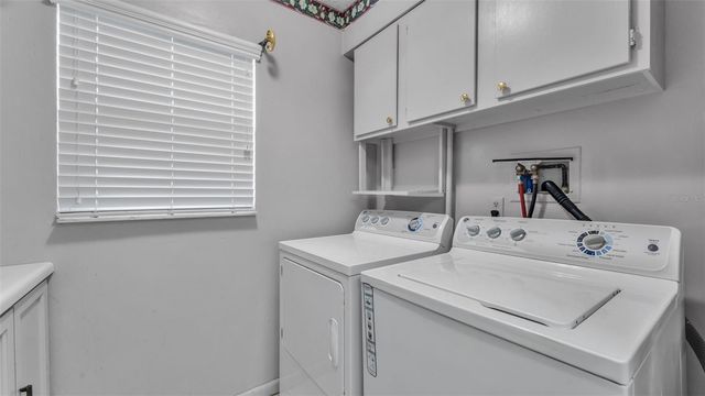 1130 N LAKE PARKER AVENUE A109, Lakeland, FL 33805