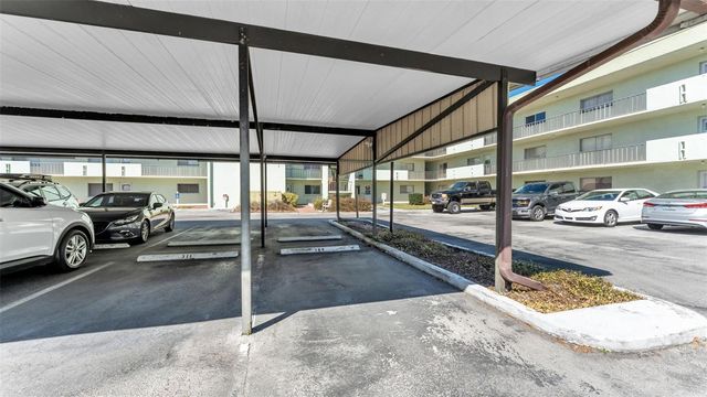 1130 N LAKE PARKER AVENUE A109, Lakeland, FL 33805