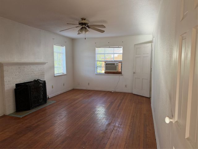 2726 Avon Street, Dallas, TX 75211