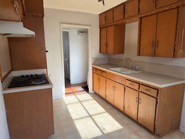 2726 Avon Street, Dallas, TX 75211