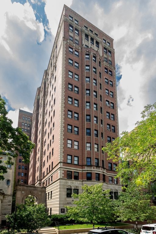 431 W Oakdale Avenue 13D, Chicago, IL 60657