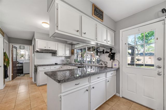 3107 Silver Springs Drive, La Porte, TX 77571