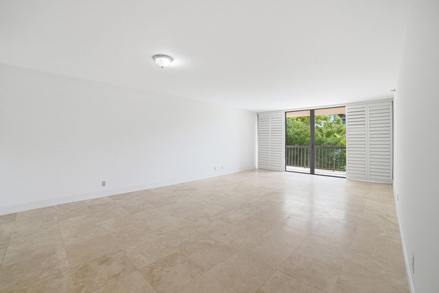 4740 S Ocean Boulevard 315, Highland Beach, FL 33487