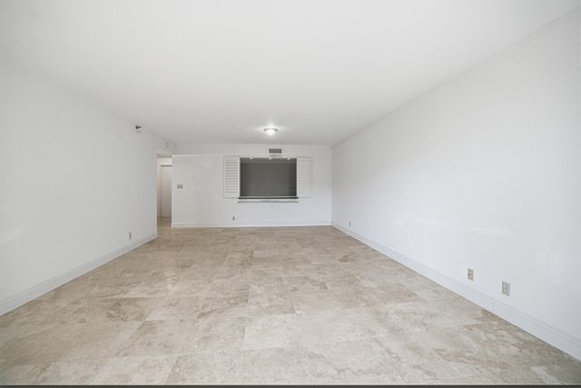 4740 S Ocean Boulevard 315, Highland Beach, FL 33487