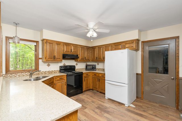 4 Monovar Lane, Hot Springs Village, AR 71909