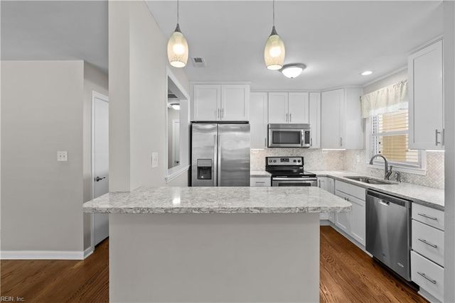 701 Maralon DR, Virginia Beach, VA 23464