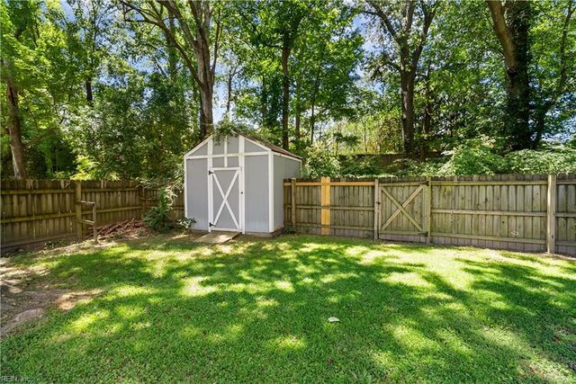 701 Maralon DR, Virginia Beach, VA 23464