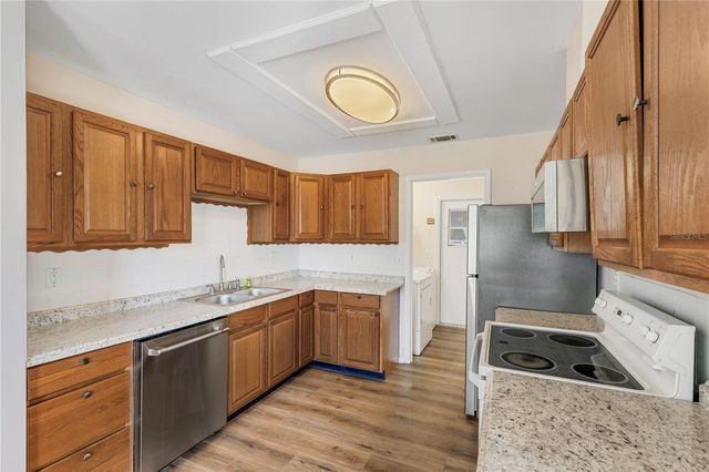 1136 FORBES TRACE, Tarpon Springs, FL 34689