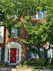 16606 BARGE CIR, Woodbridge, VA 22191