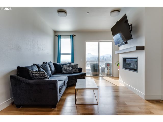 1600 PEARL St 608, Eugene, OR 97401