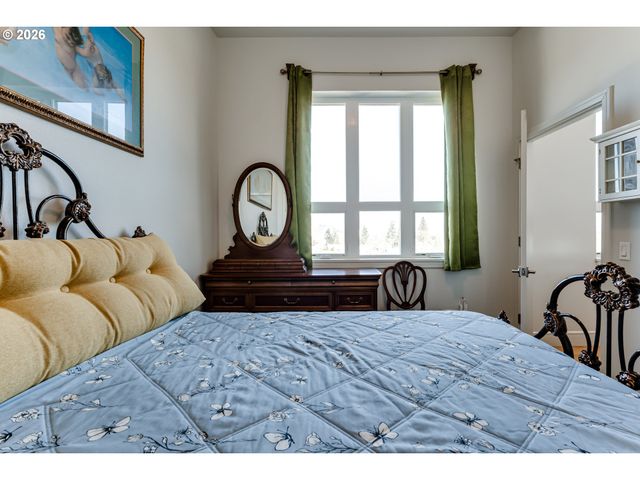 1600 PEARL St 608, Eugene, OR 97401