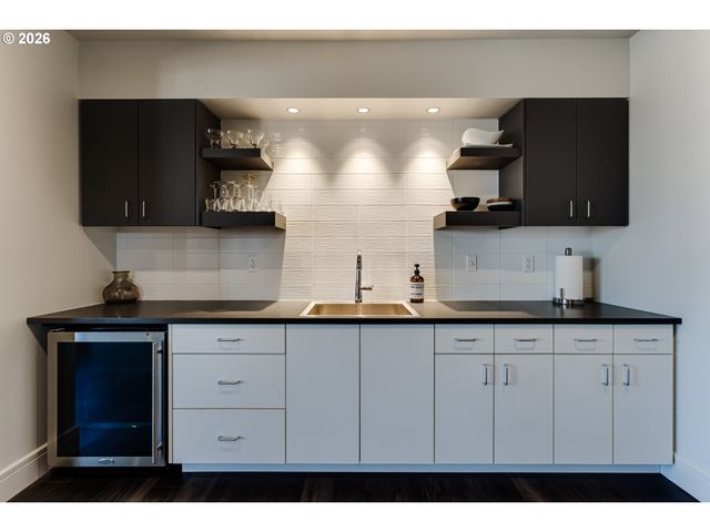 1600 PEARL St 608, Eugene, OR 97401