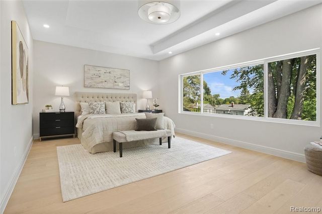 4106 Elmhurst Avenue, Royal Oak, MI 48073