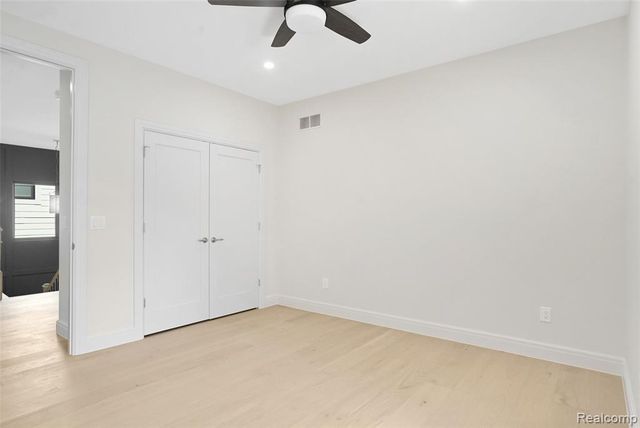 4106 Elmhurst Avenue, Royal Oak, MI 48073