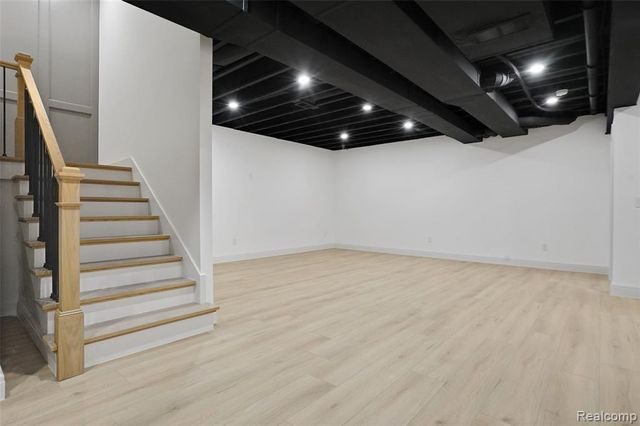 4106 Elmhurst Avenue, Royal Oak, MI 48073