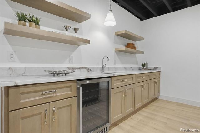4106 Elmhurst Avenue, Royal Oak, MI 48073