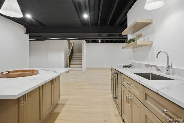 4106 Elmhurst Avenue, Royal Oak, MI 48073